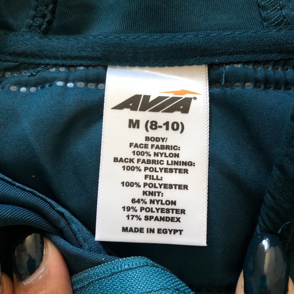 Women's Athletic Quilted Jacket - Picture 7 of 8